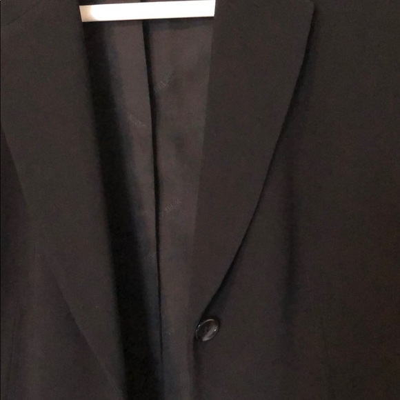 Beautiful Ann Taylor blazer - Picture 4 of 7